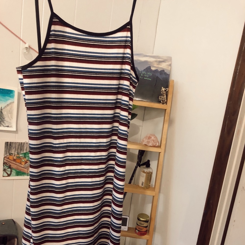 DRESS - Picture 2 of 3